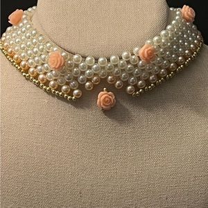 Handmade choker. Jewelry.